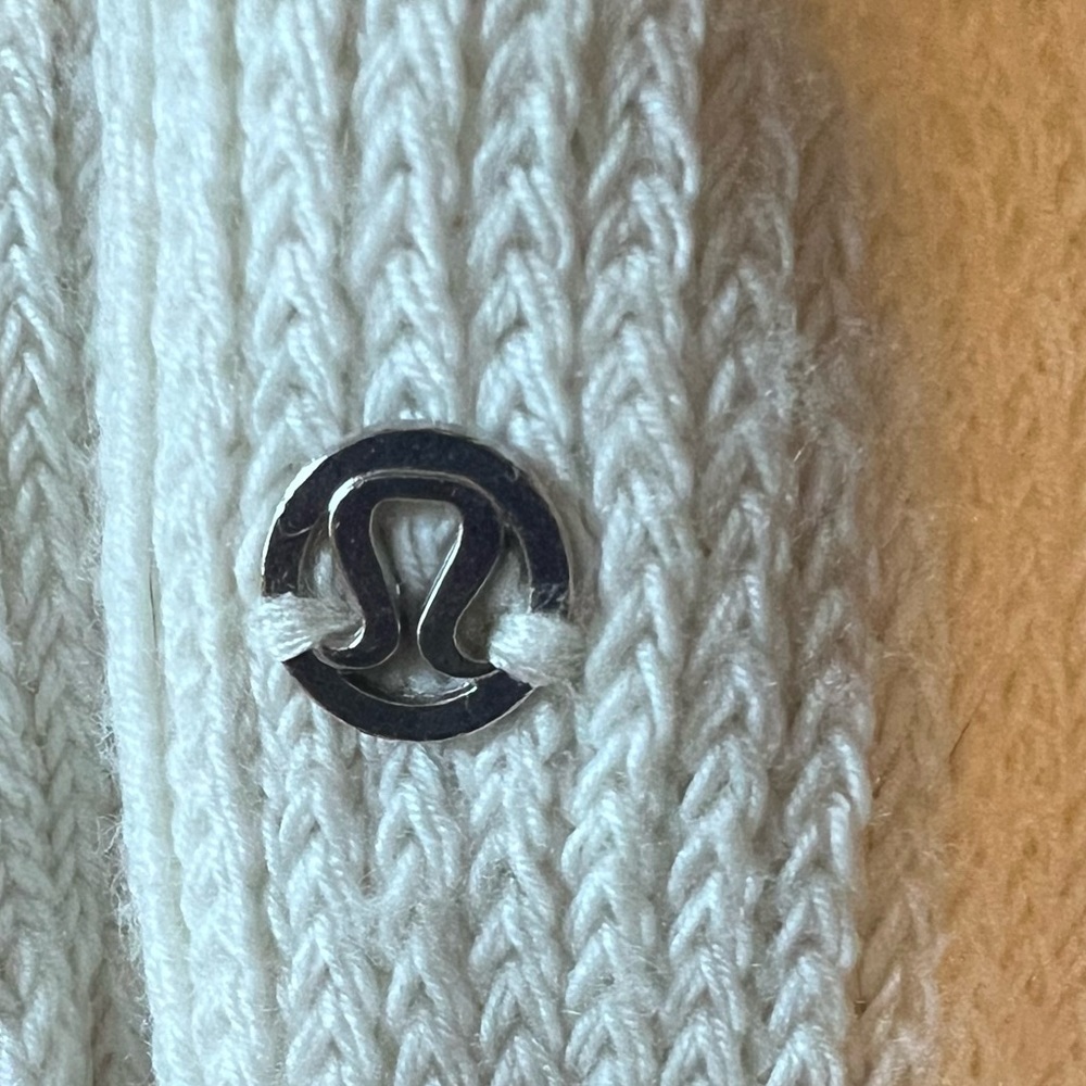 Lululemon Women's Find Your Balance
Studio Leg Warmer - Picture 16 of 16